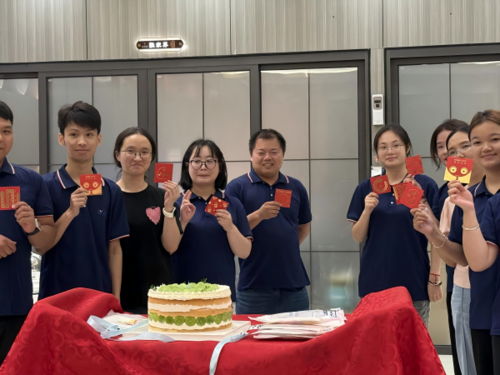 Latest company news about Merayakan Ulang Tahun Kuartal Kedua Kami dengan Sukacita dan Semangat